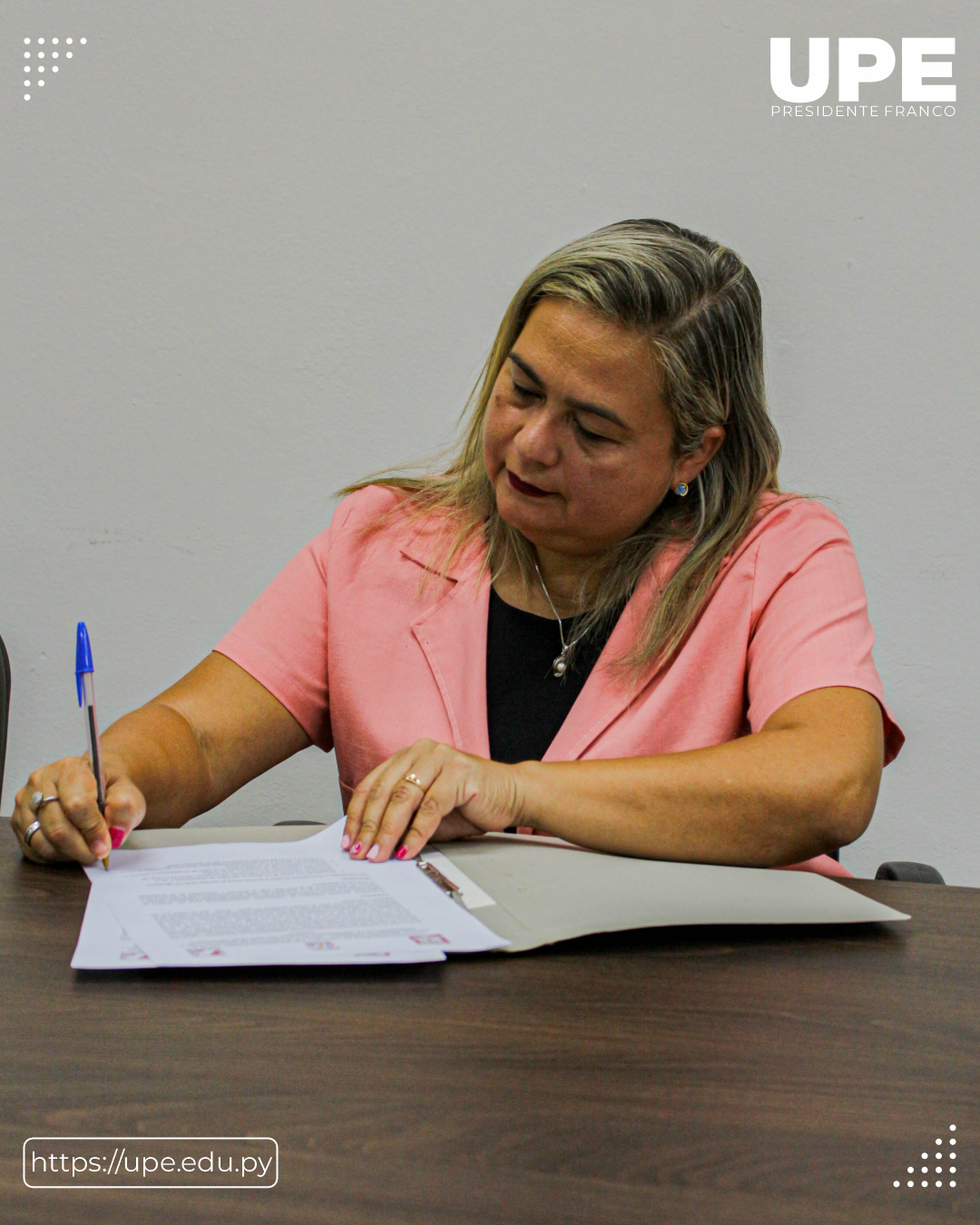 Firma de Convenio entre la UPE y el Colegio Nacional Paraguay Brasil 